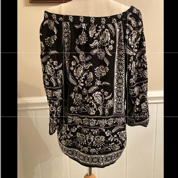 NEW Bila Lightweight Medium Blouse - Picture 5 of 5